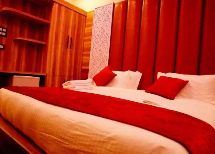 Hotel Grand Hill