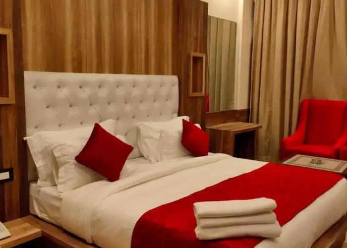 Hotel Grand Hill