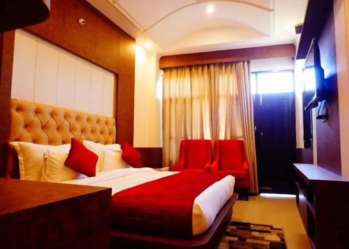 Hotel Grand Hill