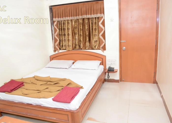 Hotel Kumar Plaza