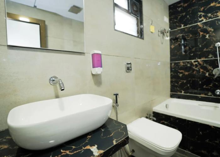Hotel Kumar Plaza