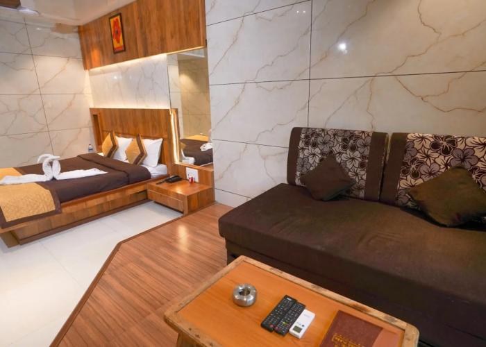 Hotel Kumar Plaza