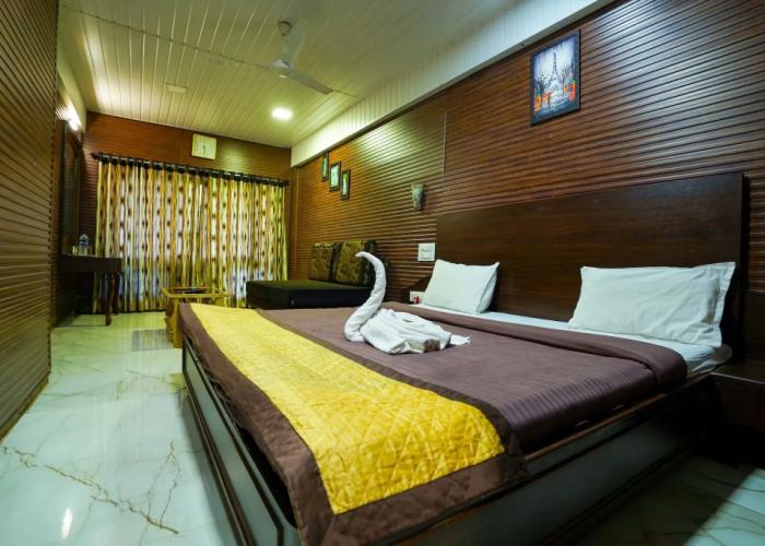 Hotel Kumar Plaza