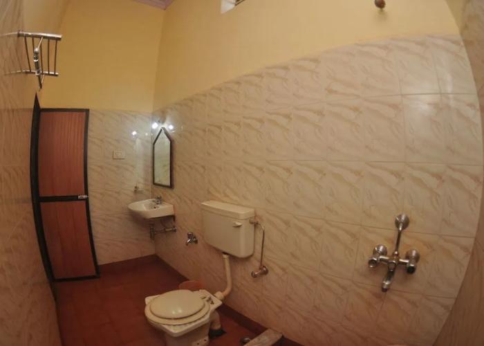 Gujarat Bhavan Hotel
