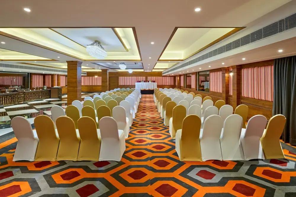 фото Zone By The Park Pathankot