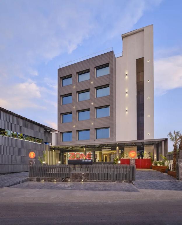фото Zone By The Park Pathankot
