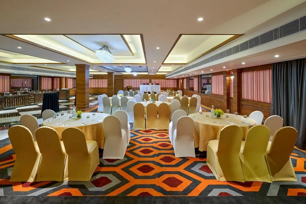 фото Zone By The Park Pathankot