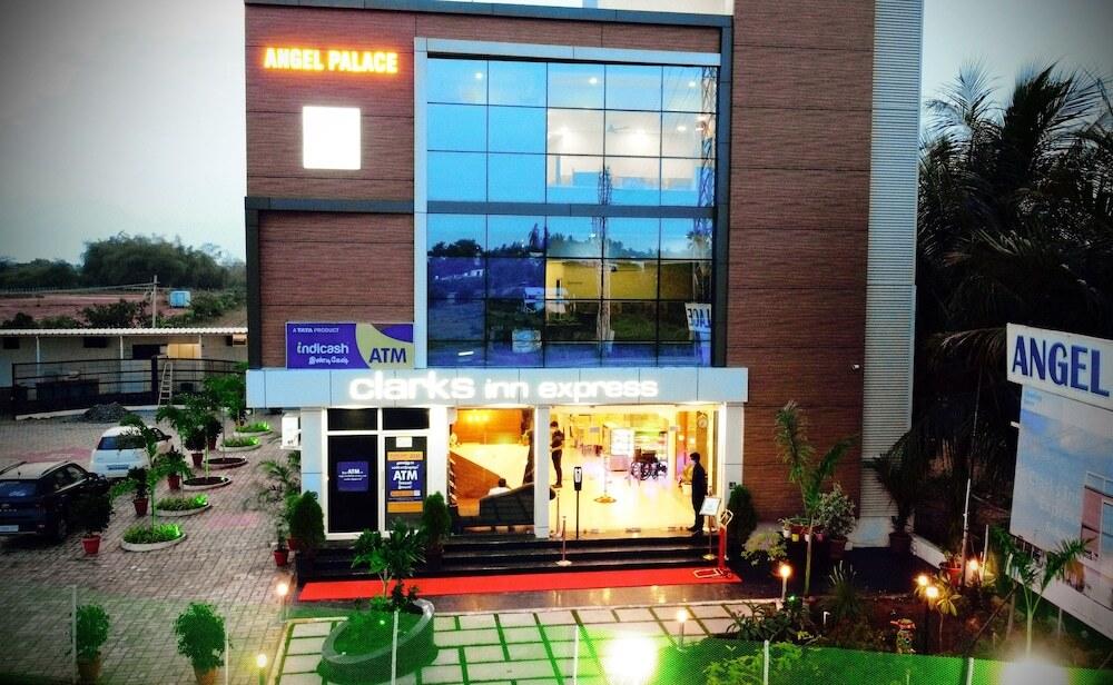 Clarks Inn Express Sirkazhi