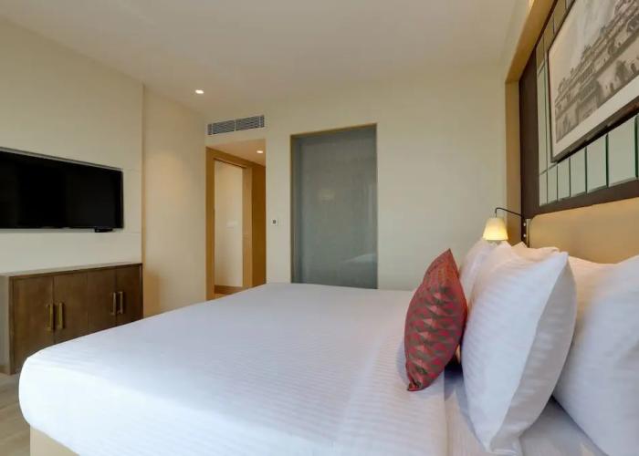 Lemon Tree Hotel Jhansi