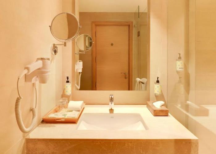 Lemon Tree Hotel Jhansi
