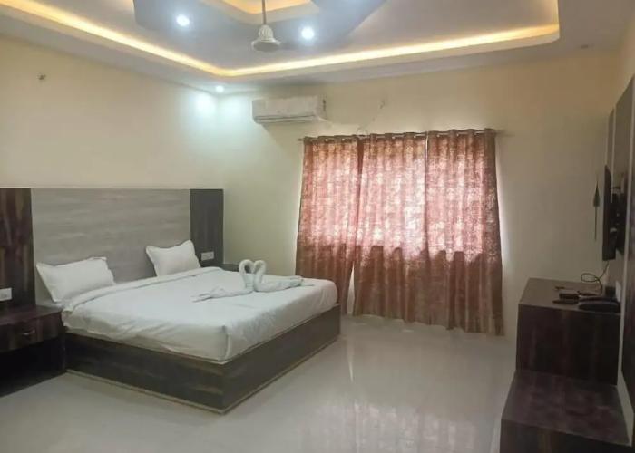 Hotel Rajwada Palace
