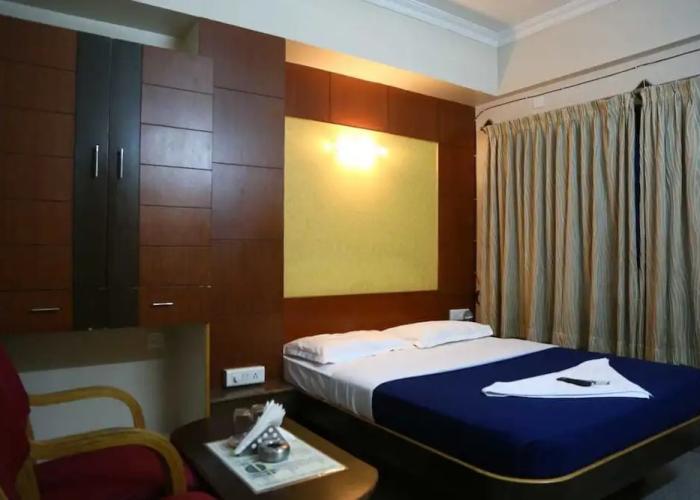 Hotel V Inn
