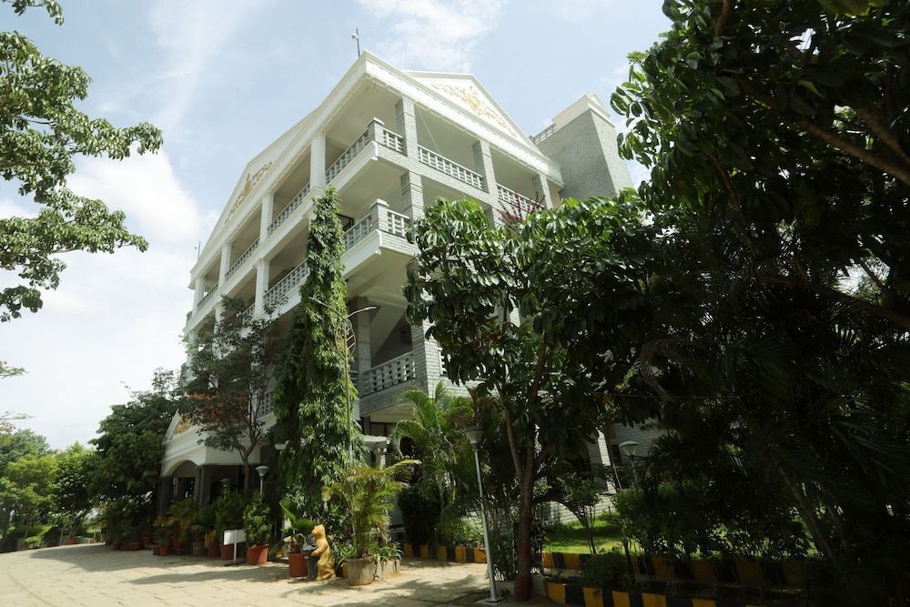 Holiday Valley Nature Resorts