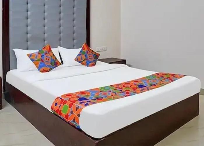 Leo Grand Hotel