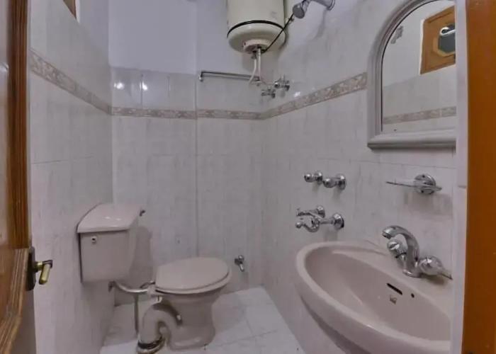 Hotel Ashish Inn