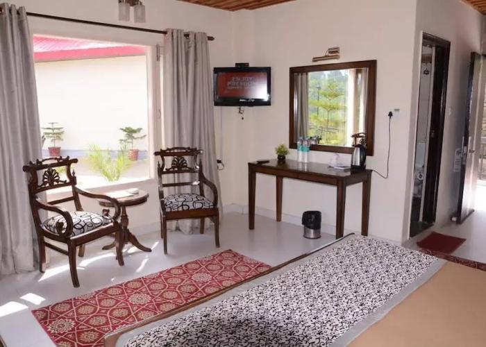 Maple Resort Chail