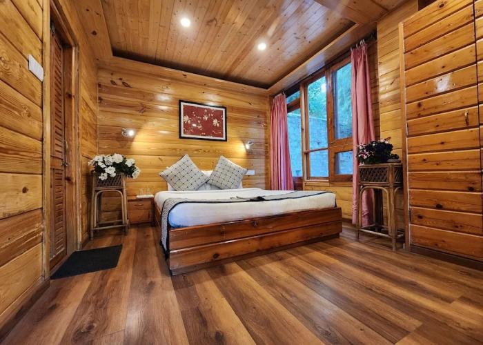 The Chalets Naldehra