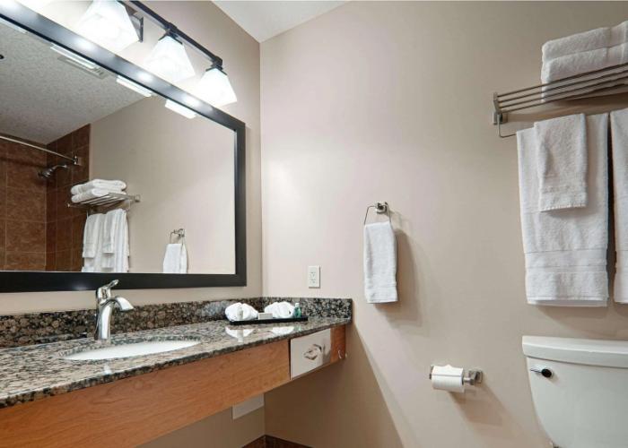 Best Western Plus Chateau Inn Sylvan Lake