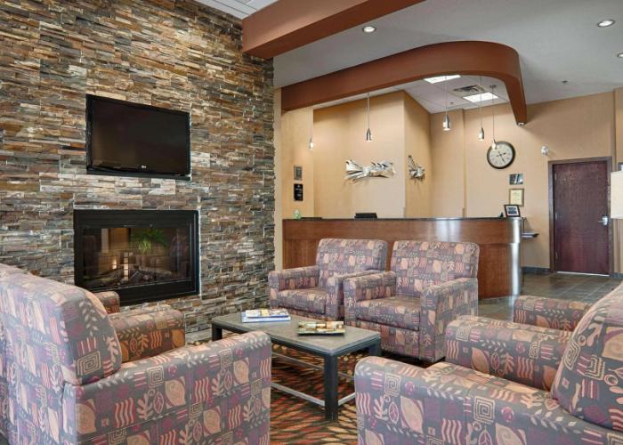Best Western Plus Chateau Inn Sylvan Lake