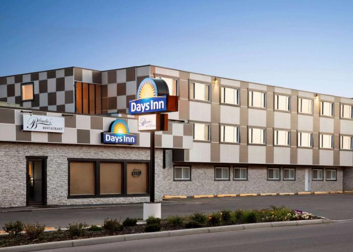 Days Inn by Wyndham Sylvan Lake