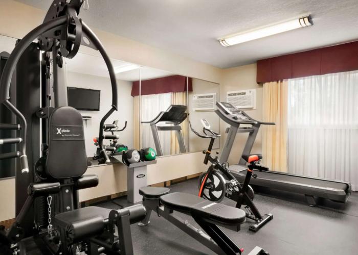 Days Inn by Wyndham Sylvan Lake