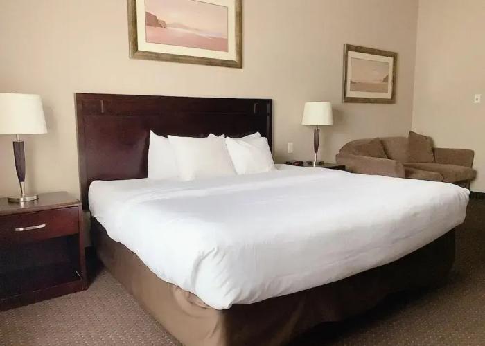 Prairie Moon Inn Sylvan Lake
