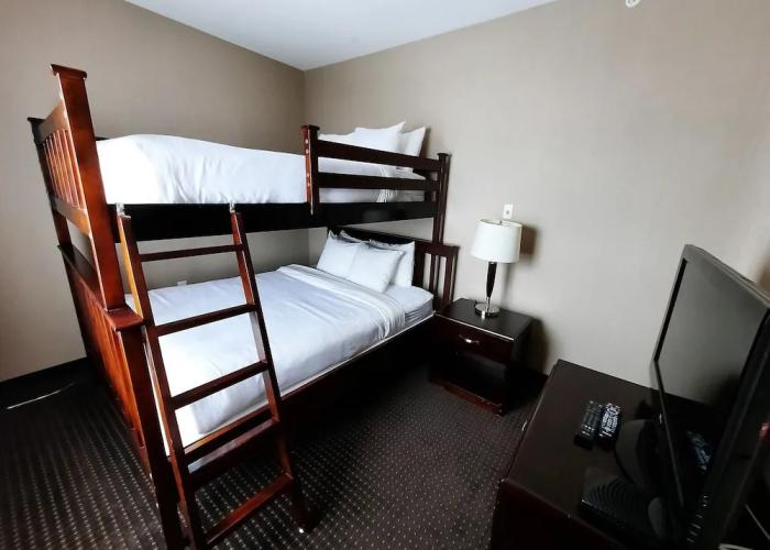 Prairie Moon Inn Sylvan Lake