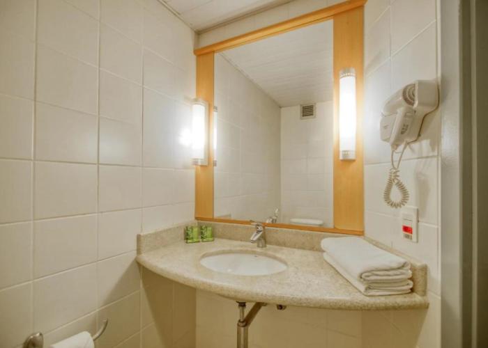 Hus Hotel Dourados