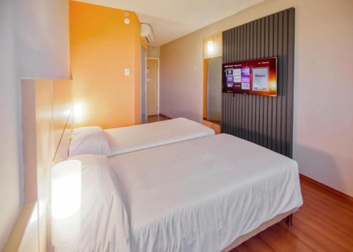 Hus Hotel Dourados