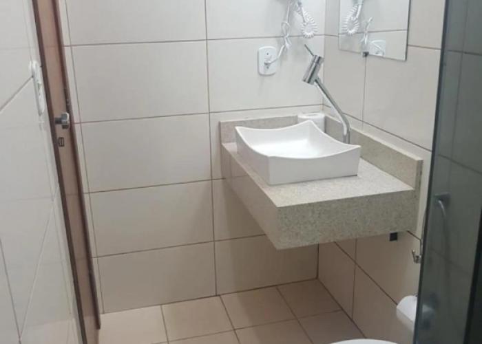Ellus Hotel
