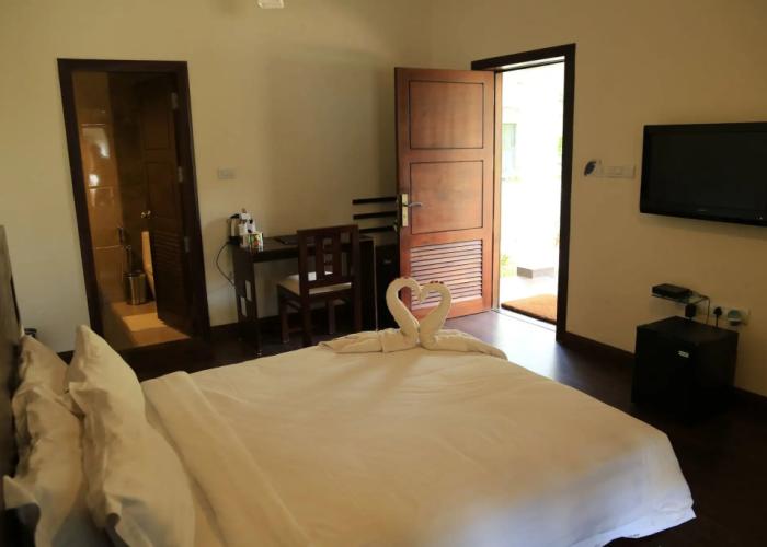 Deshadan Backwater Resort