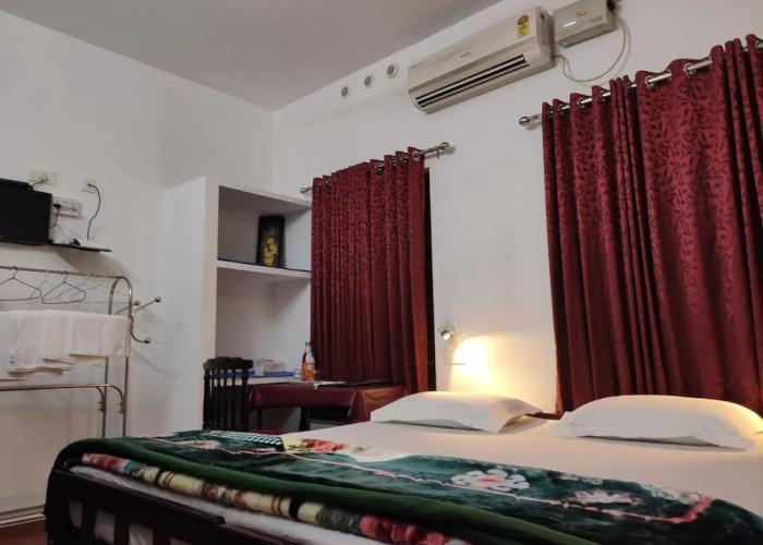 Kuttickattil Gardens Home Stay