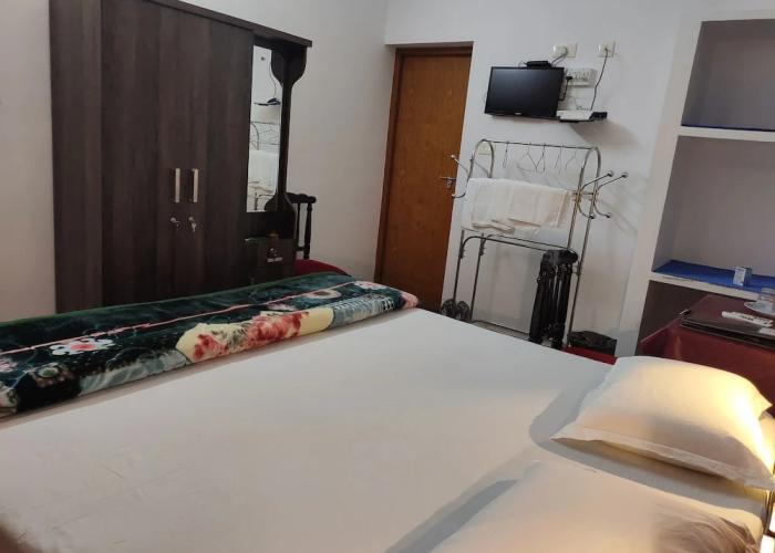 Kuttickattil Gardens Home Stay