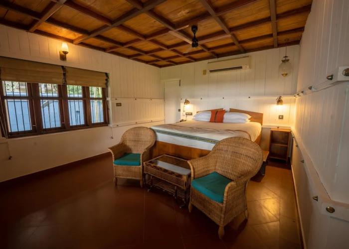 amã Stays & Trails Pathiramanal Villa, Alappuzha