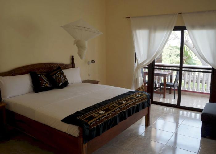 Lemon Creek Hotel Resort