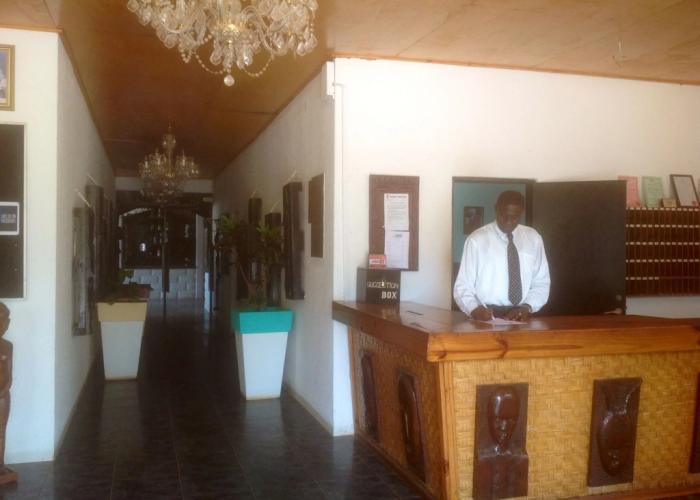 Bungalow Beach Hotel