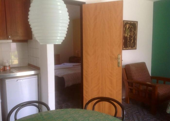 Bungalow Beach Hotel