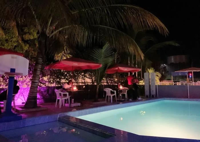Woodpecker Resort