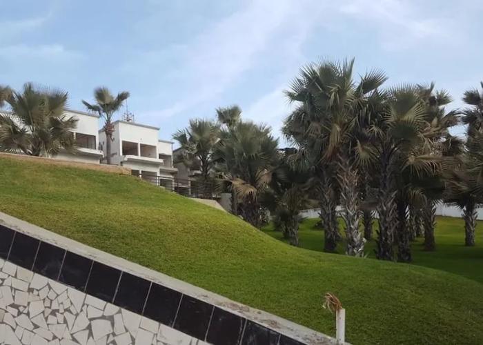Relax waterfront serviced apartment