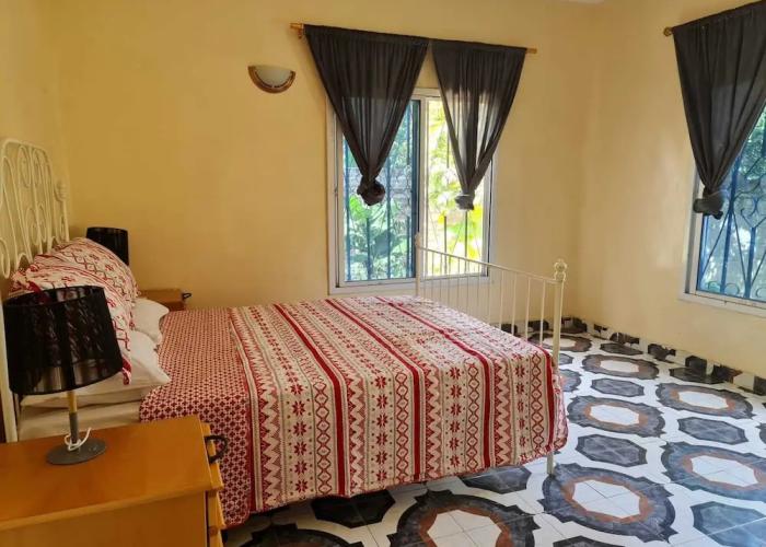 Remarkable 4-bed With air Conditioning in Brikama
