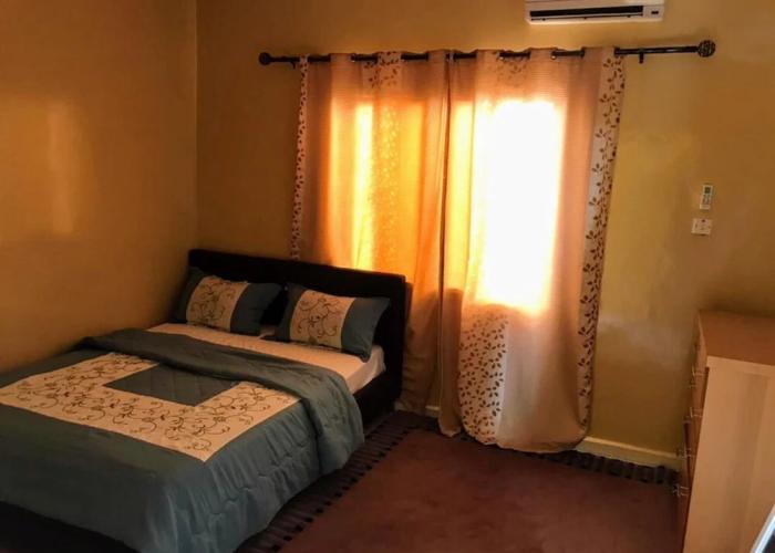 Charming 2-bed House in Brusubi
