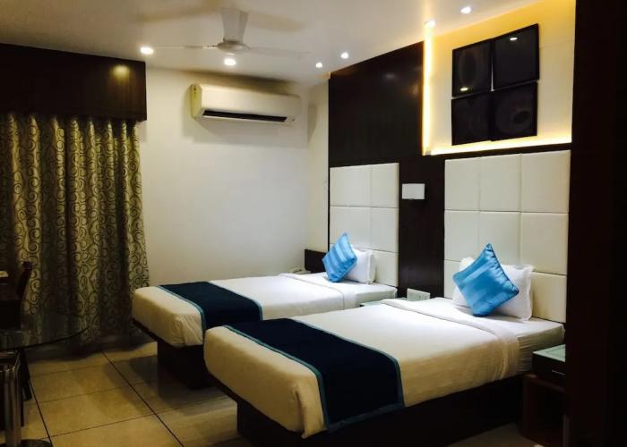 Hotel Royal Shelter