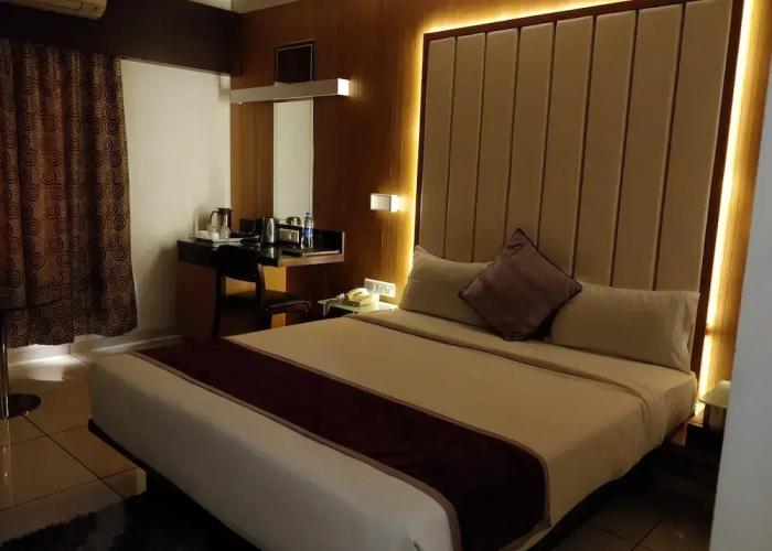 Hotel Royal Shelter