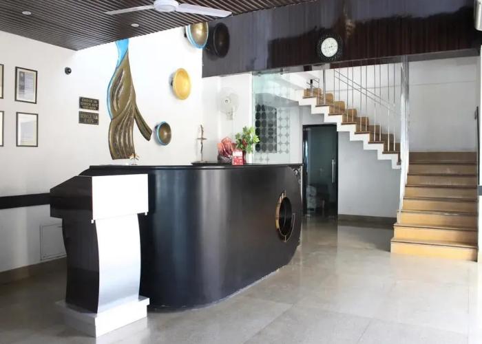 Hotel Gian Residency