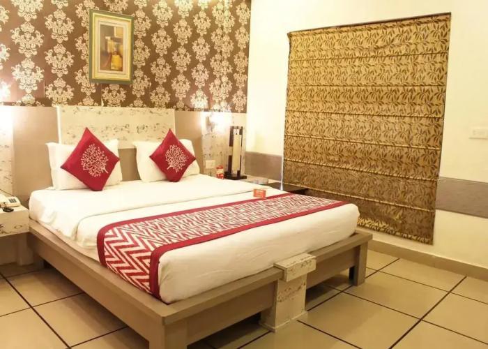 Hotel Gian Residency