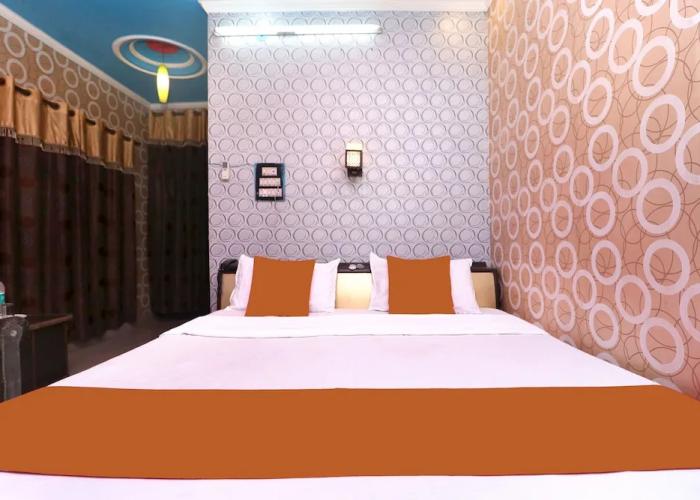 SPOT ON 29647 Hotel Heaven