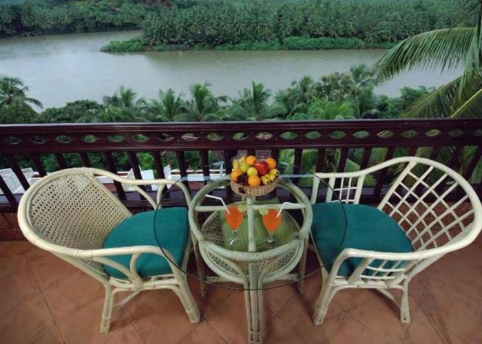 The Raviz Kadavu