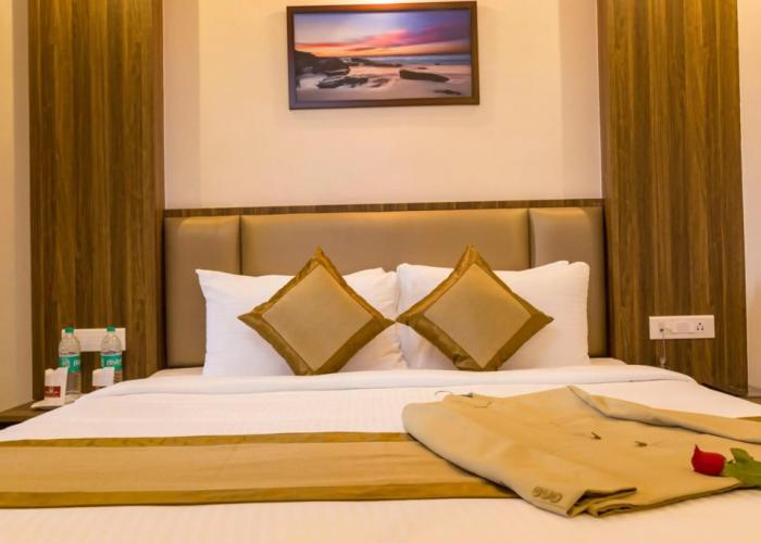 Grand Plaza Suites