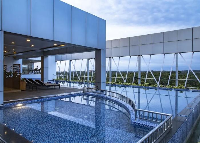 Kpm Tripenta Hotel