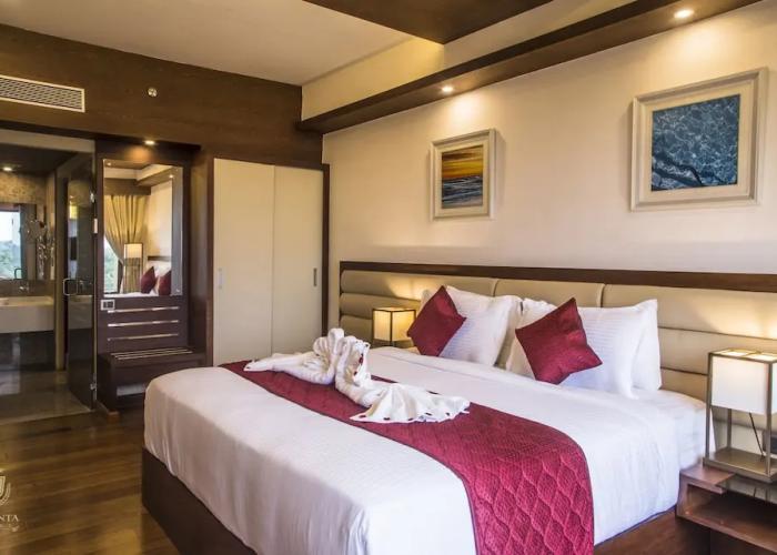 Kpm Tripenta Hotel